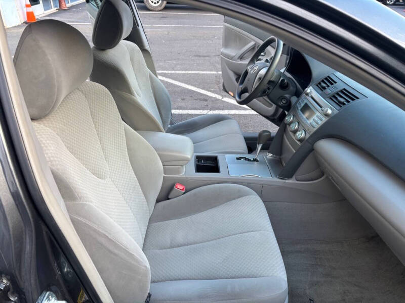 2007 Toyota Camry LE