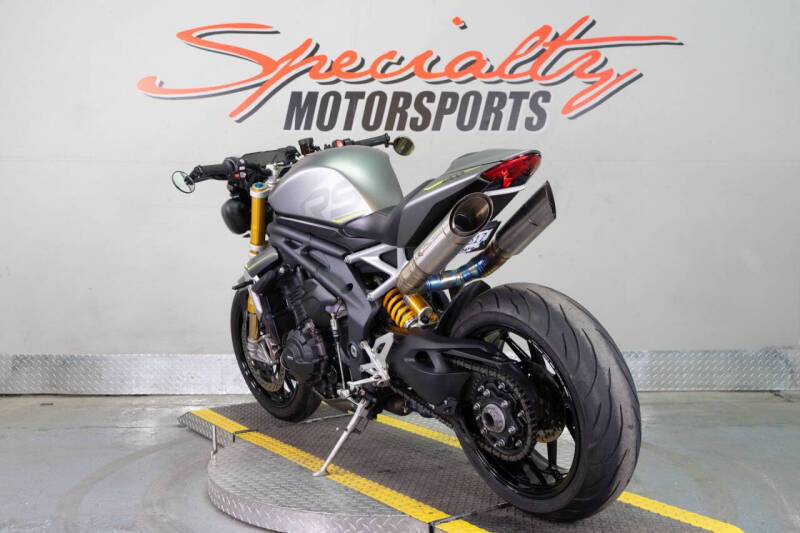 2023 Triumph Speed Triple 1200 RS