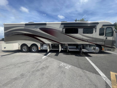 2013 Freightliner XCM Chassis