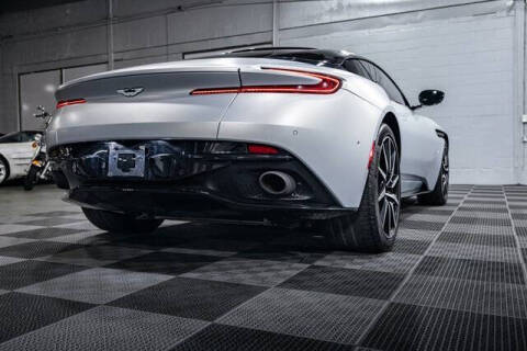 2017 Aston Martin DB11