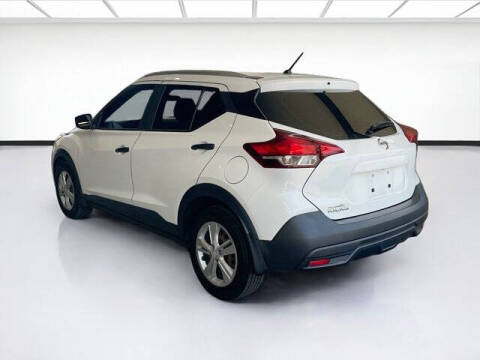 2019 Nissan Kicks S