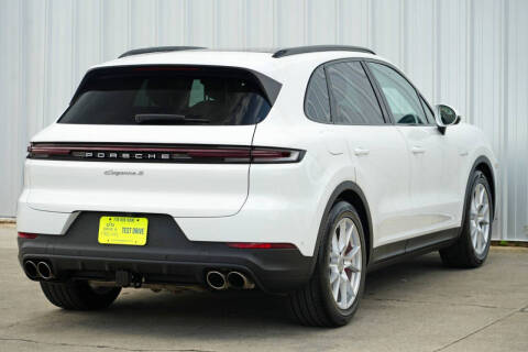 2024 Porsche Cayenne S E-Hybrid