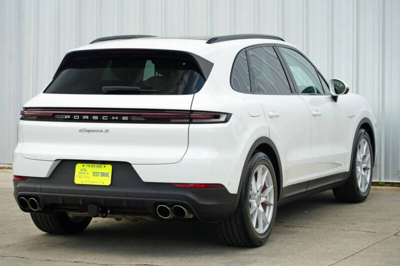 2024 Porsche Cayenne S E-Hybrid