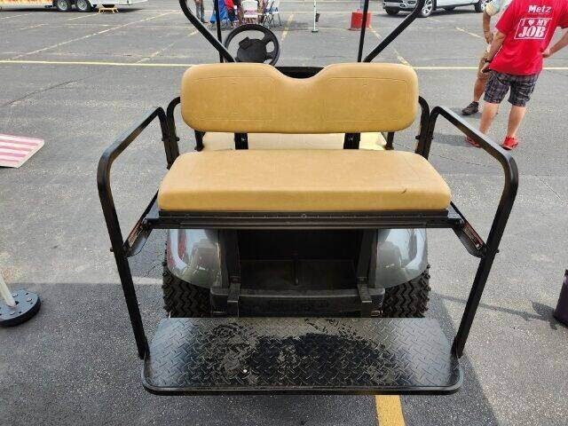 2018 E-Z-GO TXT