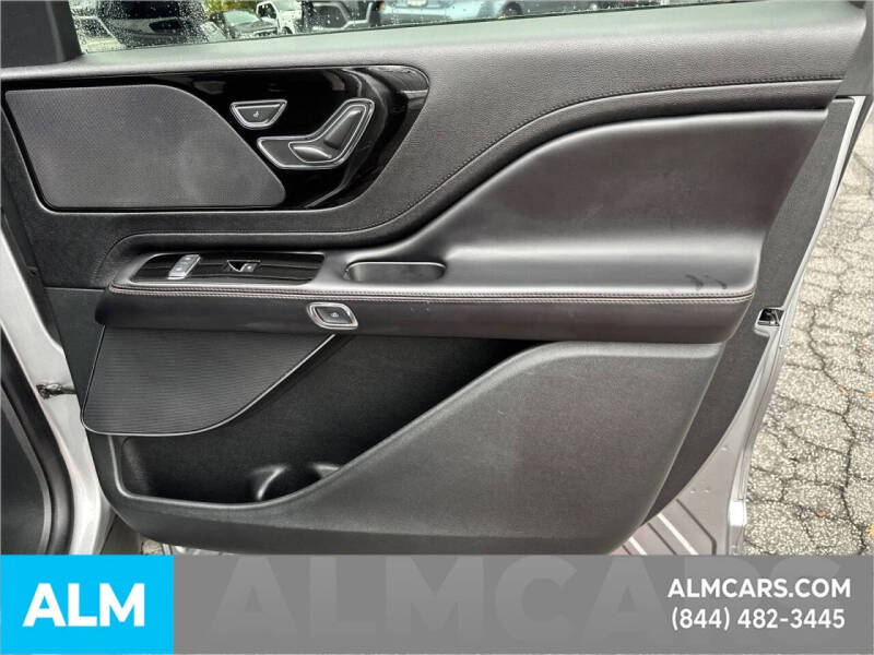 2023 Lincoln Aviator Standard