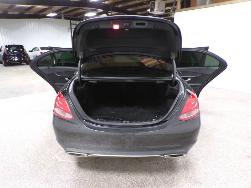 2016 Mercedes-Benz C-Class