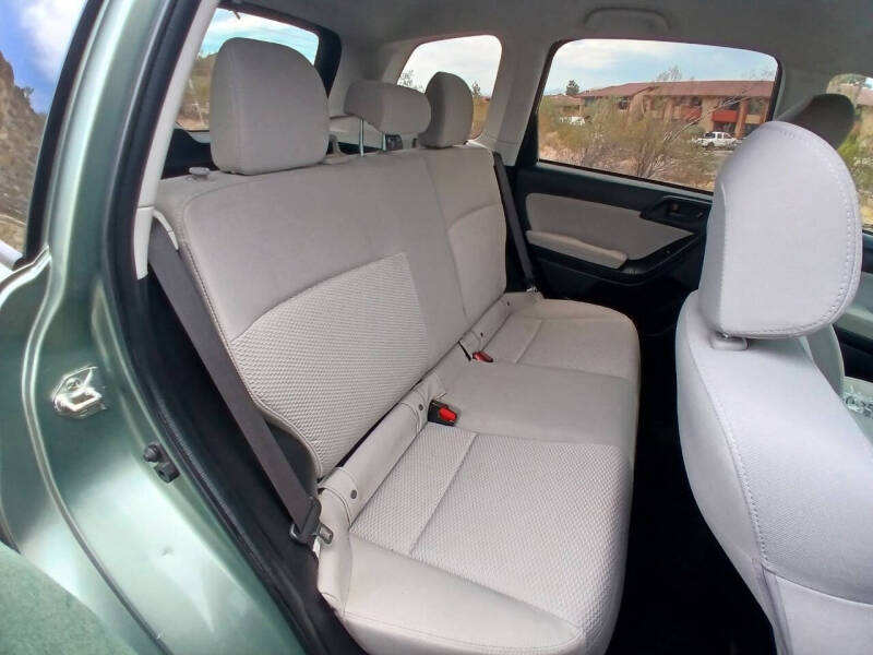 2014 Subaru Forester 2.5i