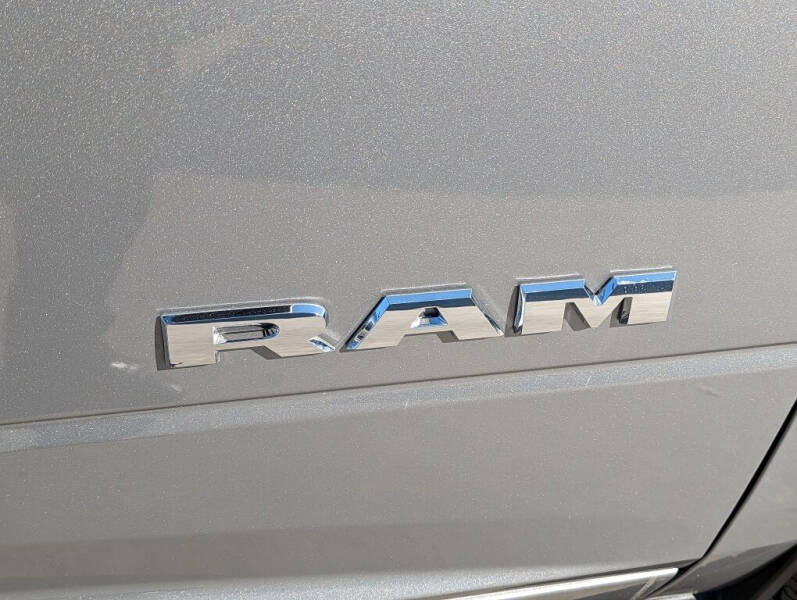 2022 RAM Ram 2500 Pickup Big Horn photo 18