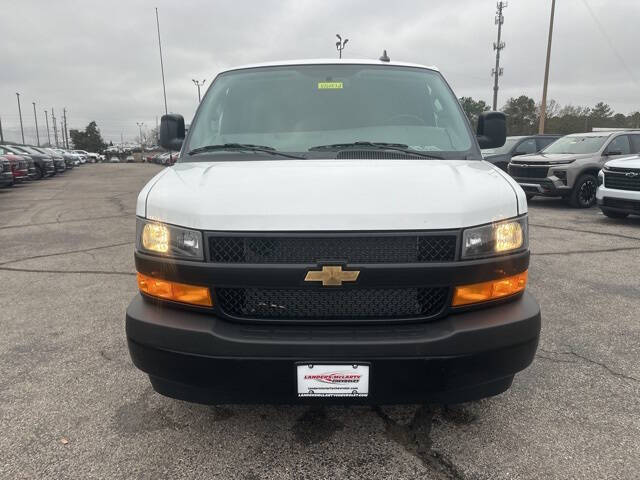 2025 Chevrolet Express 2500