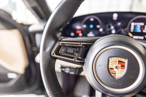 2020 Porsche Taycan Turbo