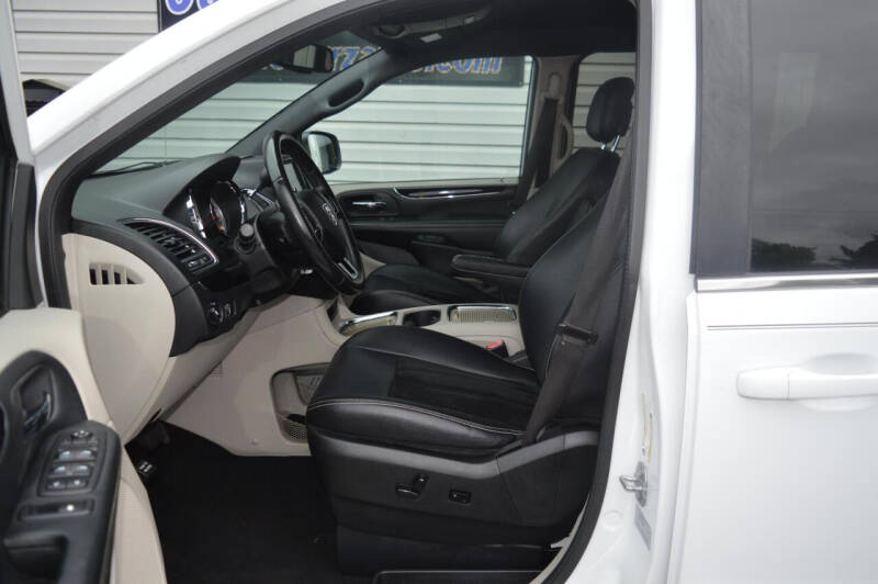 2017 Dodge Grand Caravan SXT