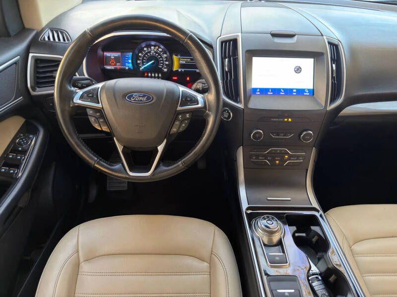 2019 Ford Edge SEL