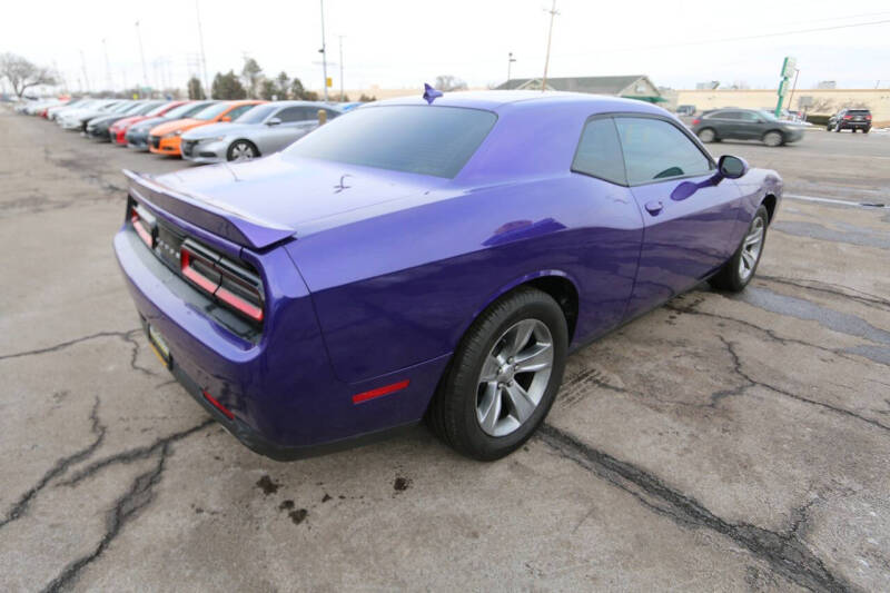 2019 Dodge Challenger SXT
