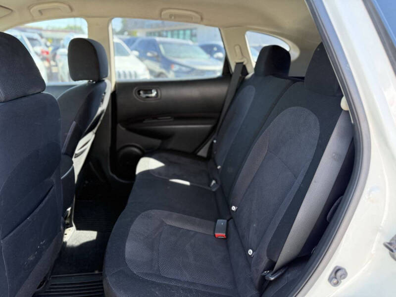 2013 Nissan Rogue S