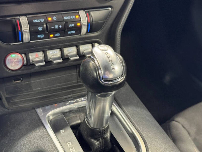 2020 Ford Mustang EcoBoost