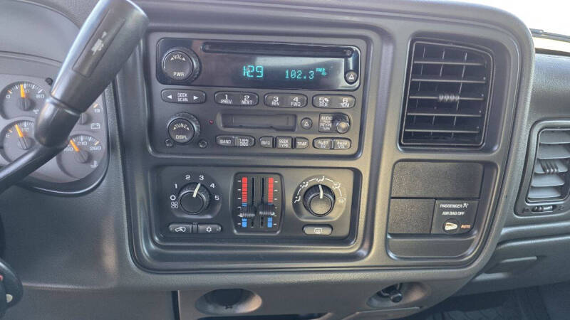 2004 Chevrolet Silverado 1500 LS