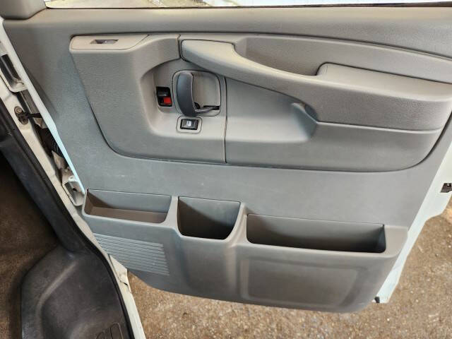 2011 Chevrolet Express LT 2500