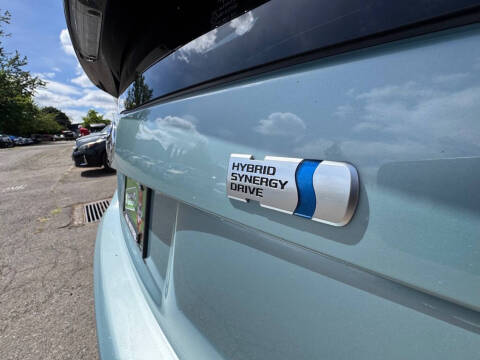 2014 Toyota Prius Two