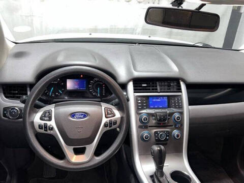 2013 Ford Edge SE