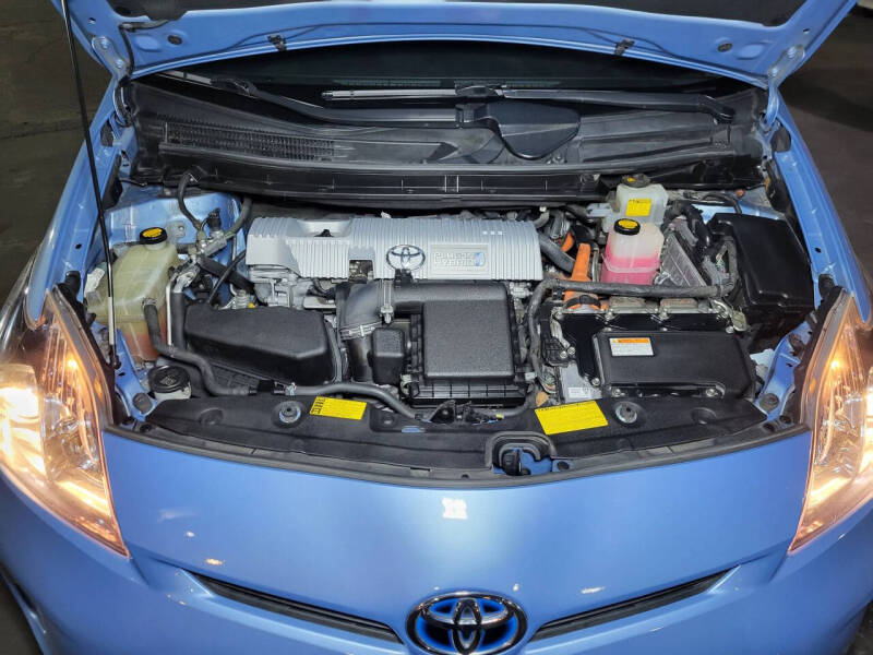 2014 Toyota Prius Plug-in Hybrid
