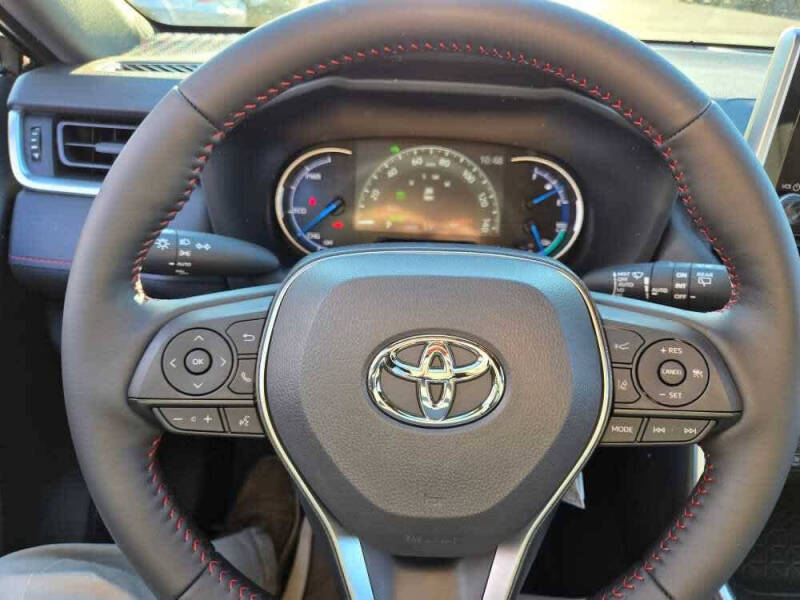 2024 Toyota RAV4 Prime SE