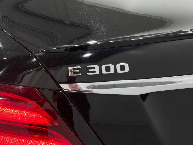 2018 Mercedes-Benz E-Class E 300