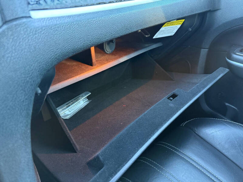 2022 Chrysler 300 S V8