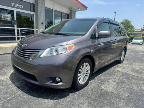 2015 Toyota Sienna