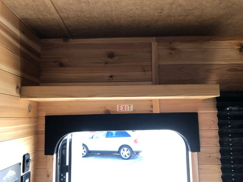 2022 Glacier 17’ RV