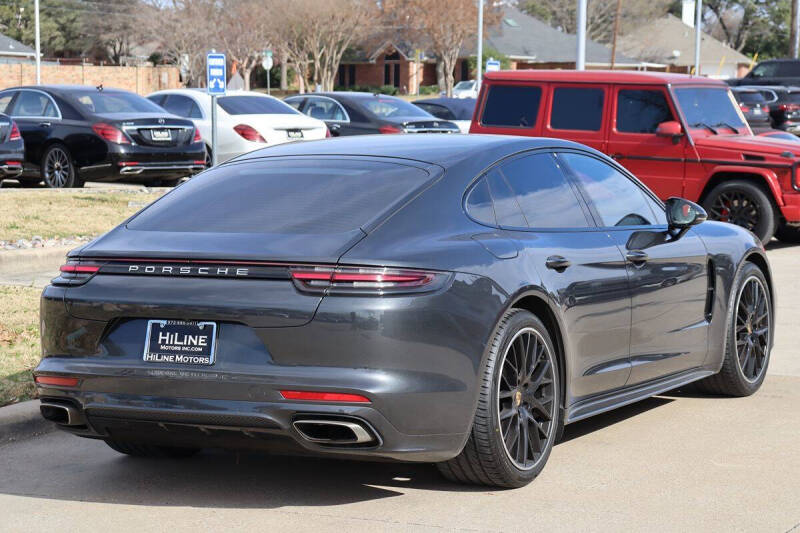2017 Porsche Panamera
