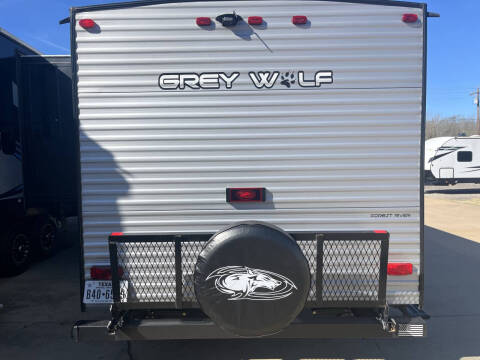 2021 Cherokee Grey Wolf Limited 26DBH