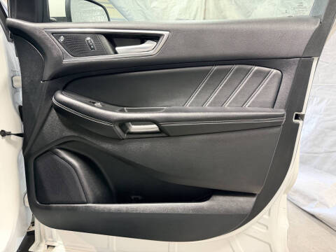 2022 Ford Edge ST
