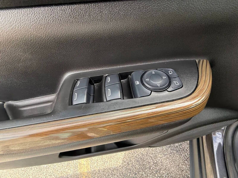 2017 GMC Acadia SLE-2