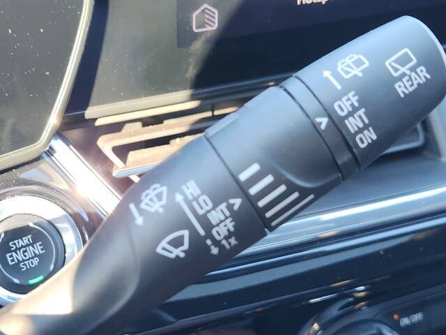 2024 Chevrolet Trax RS