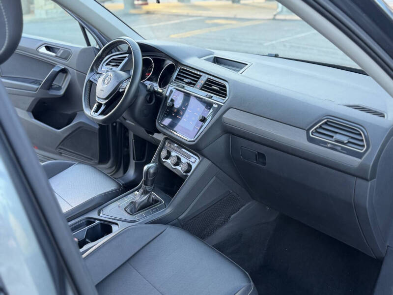 2021 Volkswagen Tiguan SE