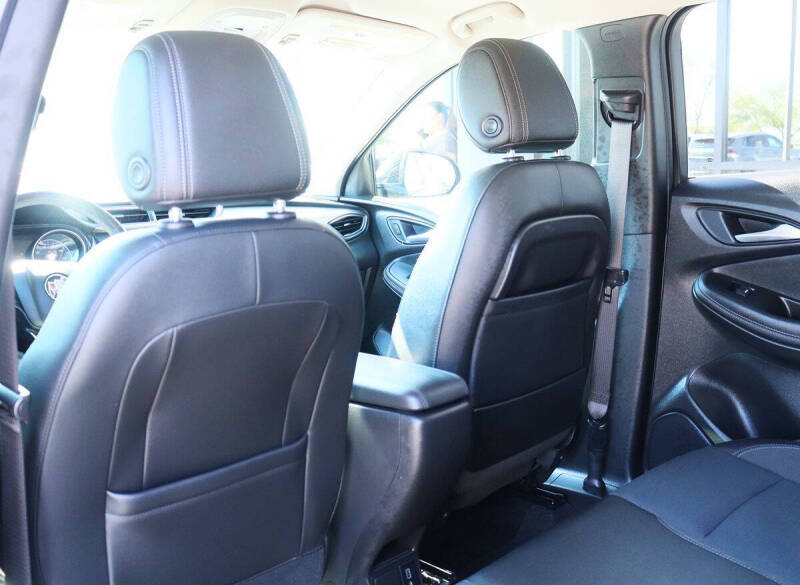 2020 Buick Encore GX Select