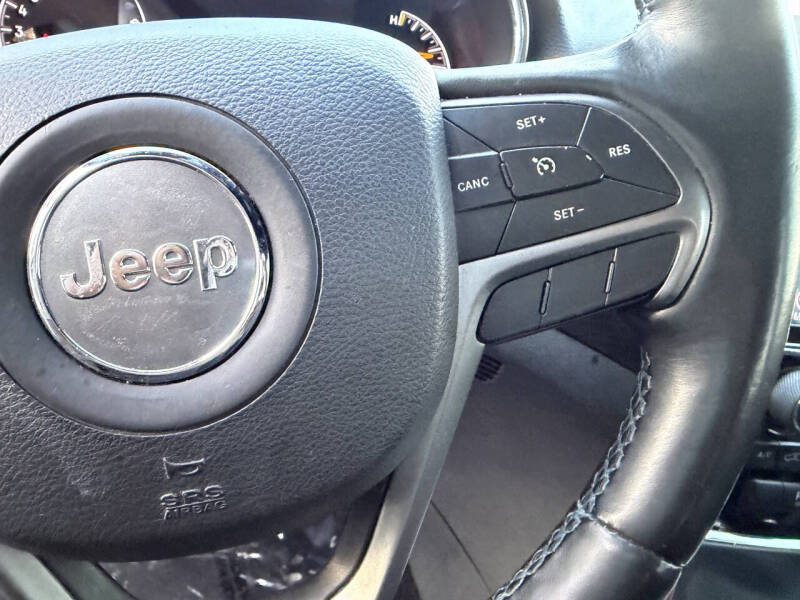 2019 Jeep Grand Cherokee Upland