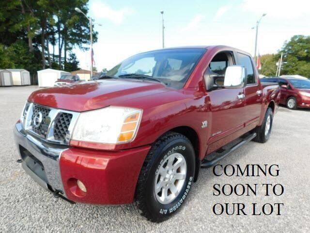 2005 Nissan Titan for sale at FASTRAX AUTO GROUP in Lawrenceburg KY