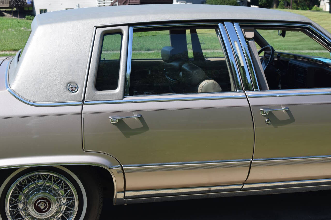 1991 Cadillac Brougham 78