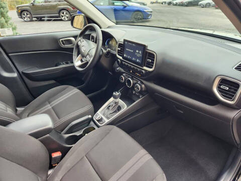 2024 Hyundai Venue SEL