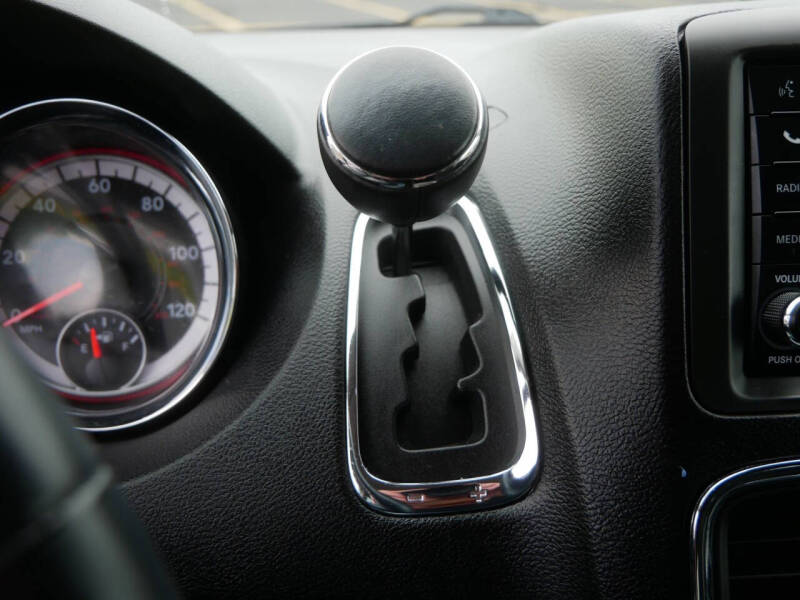 2012 Dodge Grand Caravan Crew