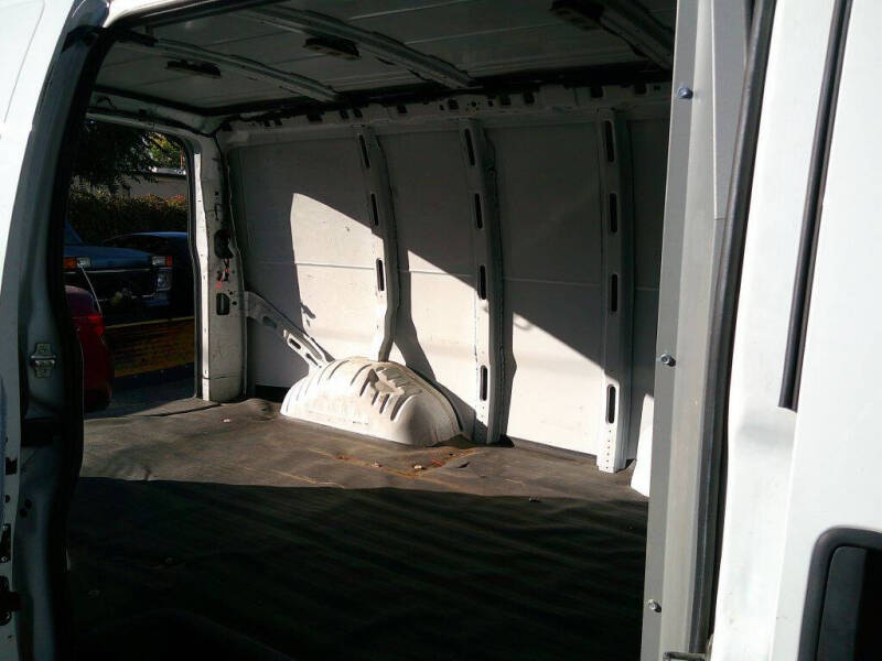 2020 Chevrolet Express 2500