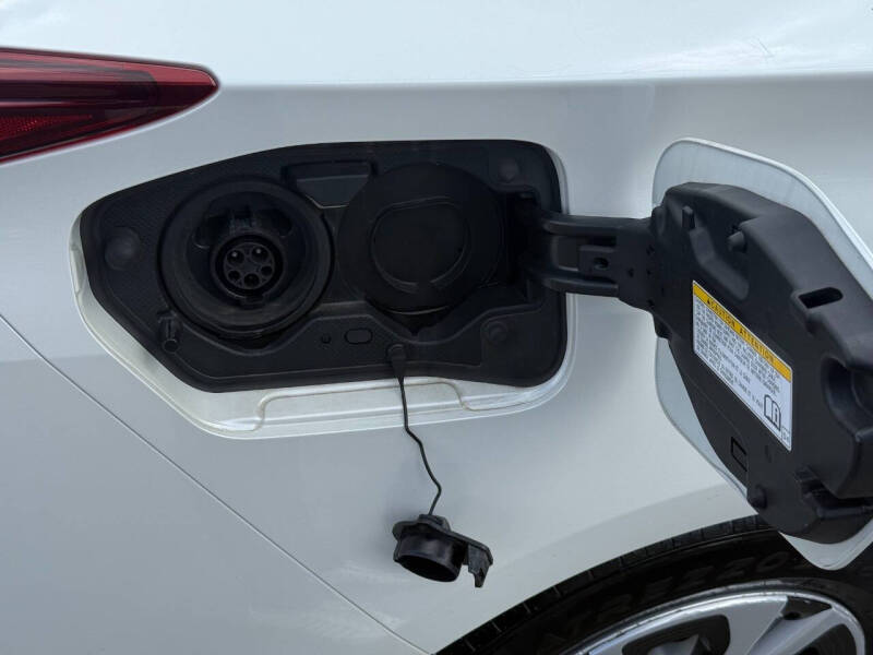 2017 Toyota Prius Prime Plus