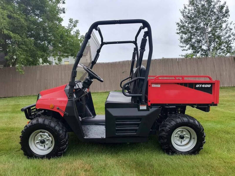 2021 Coleman UT400