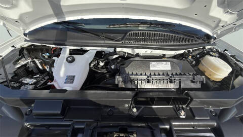 2025 Chevrolet Express LT 3500