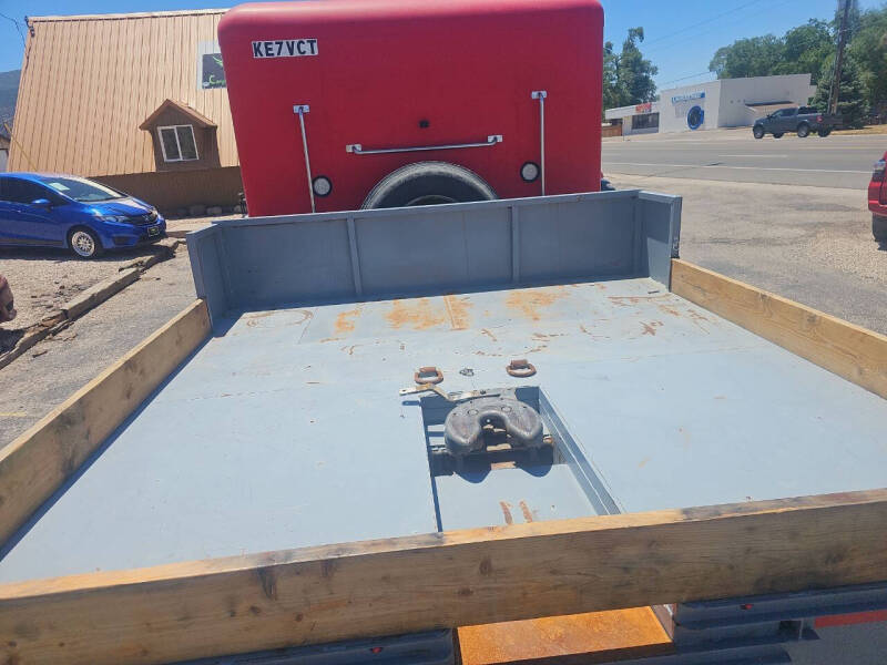 2003 Freightliner FL70