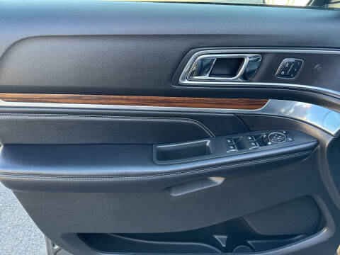 2017 Ford Explorer Limited