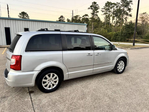 2012 Chrysler Town and Country Touring