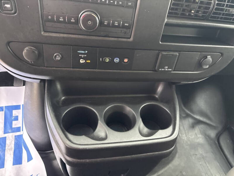 2021 Chevrolet Express 2500