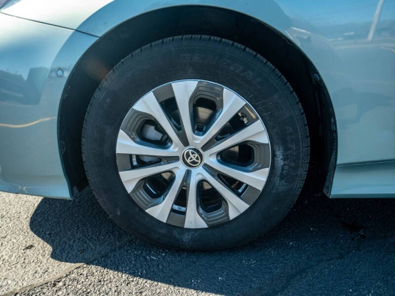 2020 Toyota Prius LE AWD-e